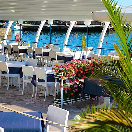 Dama Bianca Hotel Duino