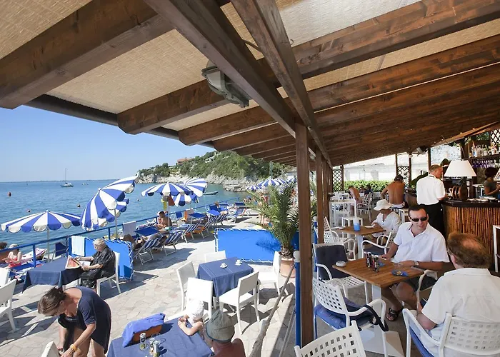 Dama Bianca فندق