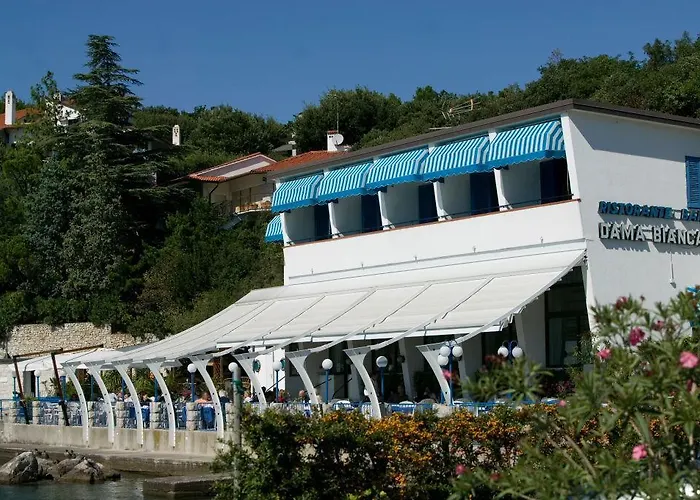 فندق Dama Bianca دوينو