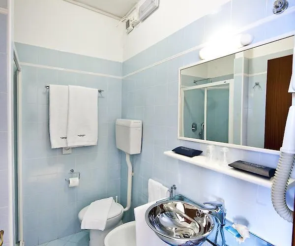 Dama Bianca فندق