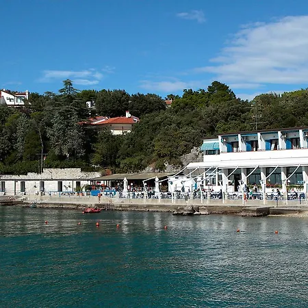 Dama Bianca Otel